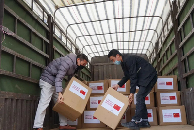 廣東省公證行業(yè)為荊州公證行業(yè)捐獻(xiàn)愛心防疫物資